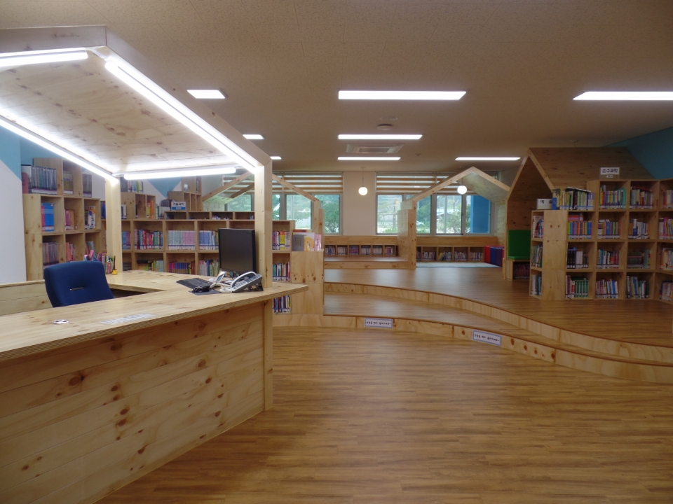 앙성초등학교 도서실(사진 충북도교육청)
