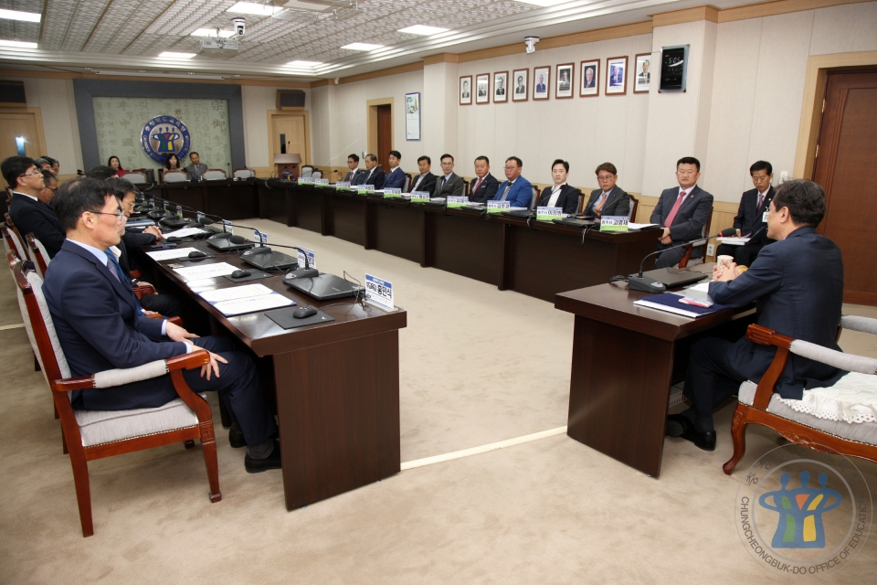 지난해 5월 2일에 있었던 충북 학교운영위원회위원장협의회 정기회 모습(사진 충북교육청)