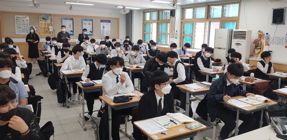 금천고등학교 3학년 수업 모습(사진제공 충북도교육청)