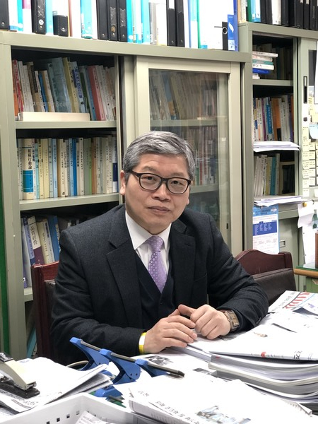 홍성학 충북교육발전소 대표