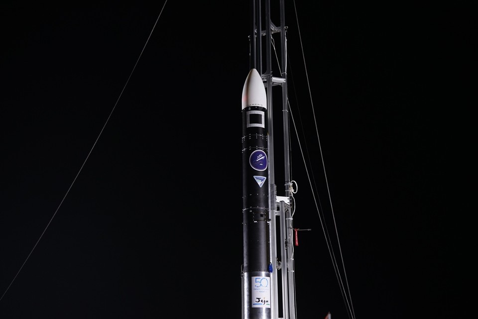 지난 6일 제주도에서 발사된 페리지 에어로스페이스 소형로켓 모습 / 페리지