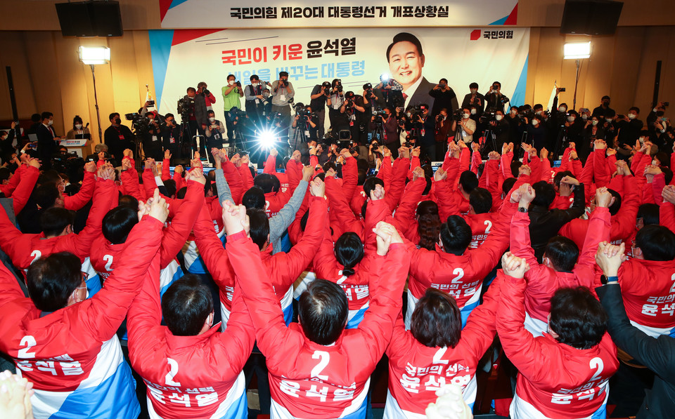 20대 대통령선거에서 윤석열 후보가 충북도내 11개 시·군 자치단체 선거구 중 9곳에서 승리했다. 