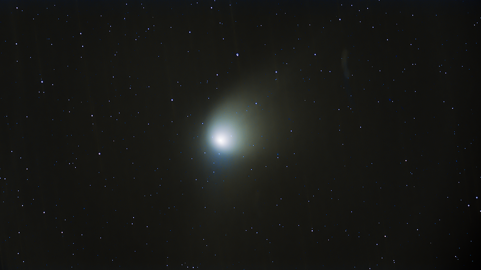 충주고구려천문과학관이 지난 23일 촬영한 ‘C/2022 E3(ZTF)’ 혜성