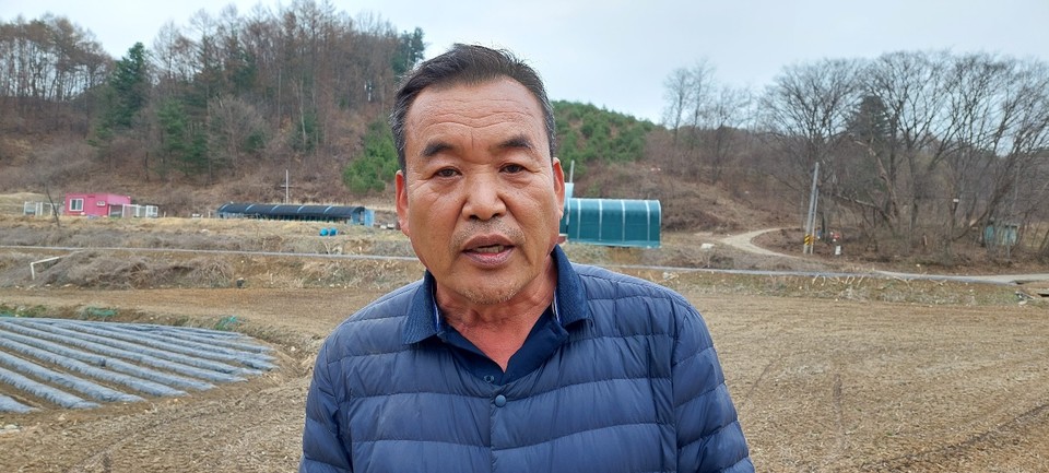 봉양읍 주민 김남홍 씨는 봉양을 떠나 다른 지역으로 이주한 이가 조합장 선거에서 투표를 했다고 전했다./최현주 기자.