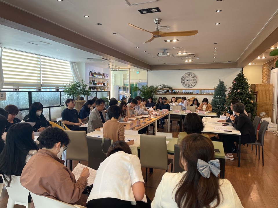 지역아동센터 충북지원단은 20일 ‘2024 나답게 크는 아이 지원사업’ 제 1차 지역간담회를 열었다.