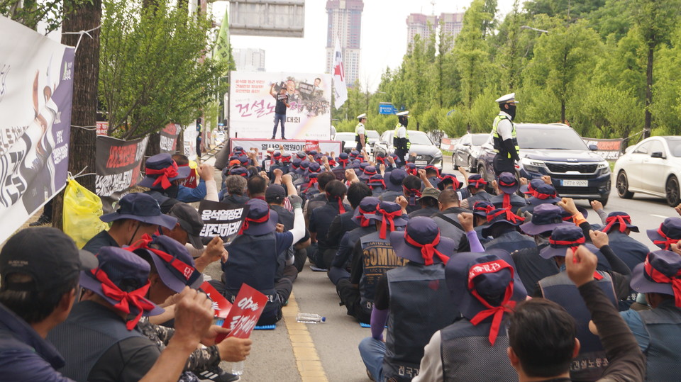 5일 민주노총 충북본부는 윤 정권의 건설 노조 탄압 중단을 촉구하는 결의대회를 진행했다. (사진=이종은 기자)