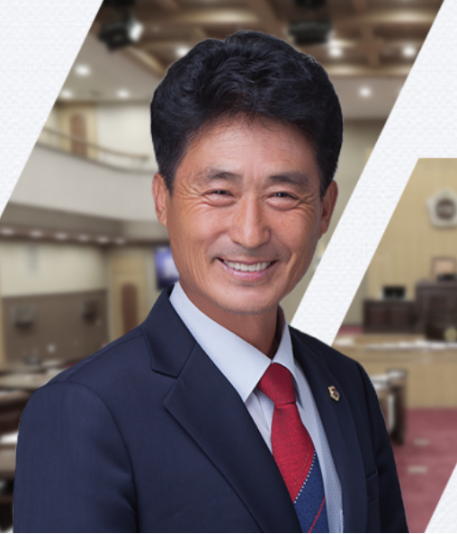 박진희 도의원(더불어민주당)이 자신에 대해 성희롱발언을 했던 이양섭(국민의힘) 도의원의 언행을 ‘성폭력 2차가해’로 단정하고 “참지않겠다”고 밝혔다. 사진은 이양섭 도의원