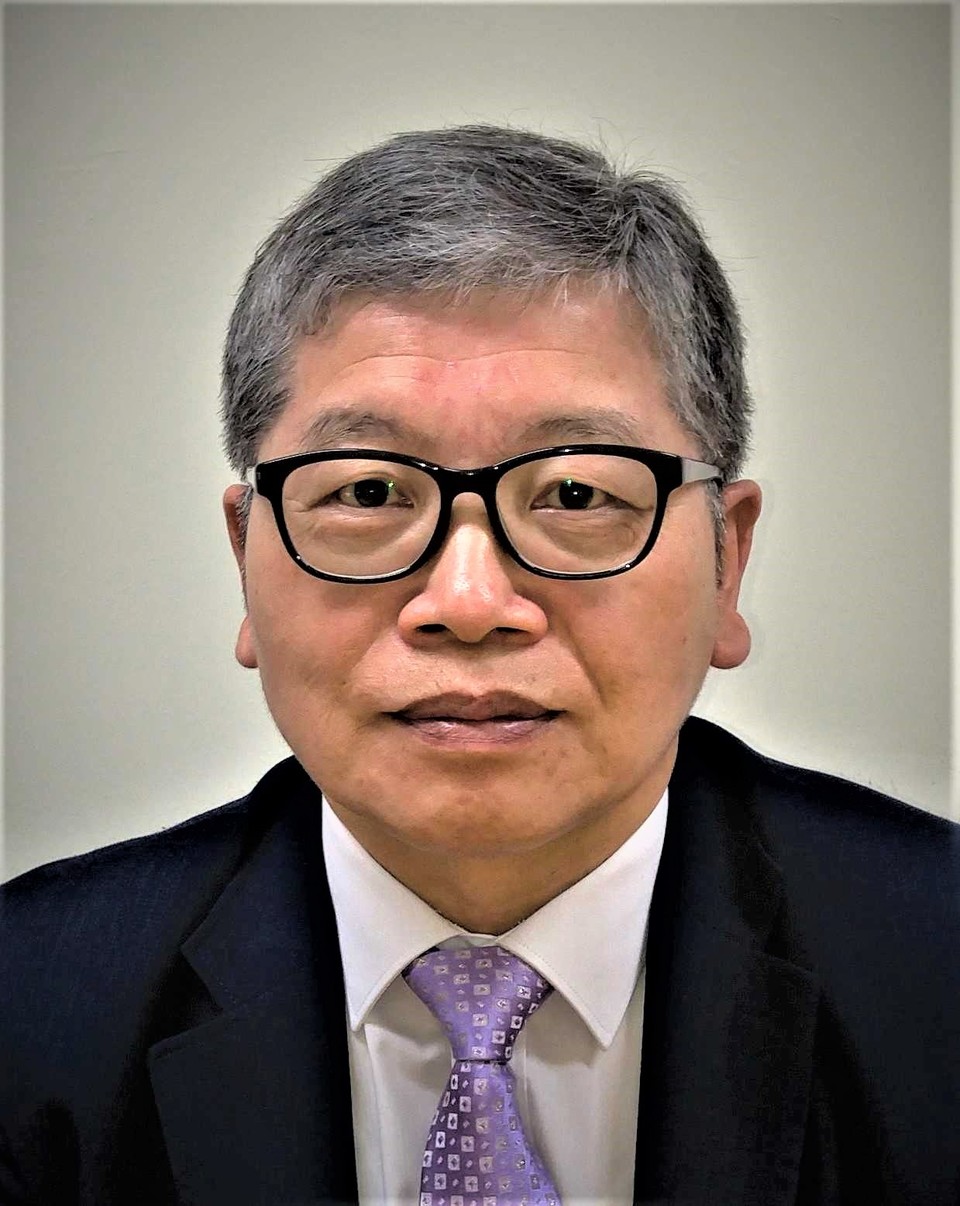 홍성학 전 충부보건과학대학교 명예교수