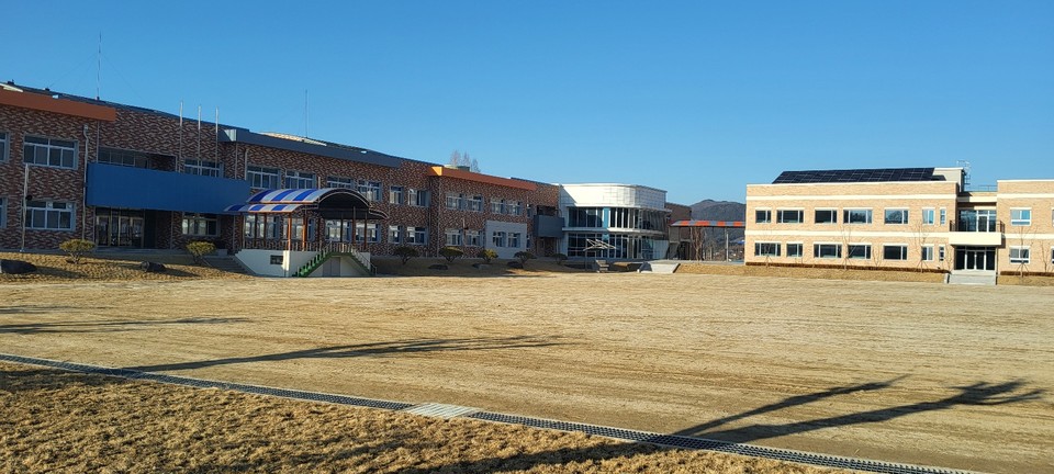 단재고등학교 전경.