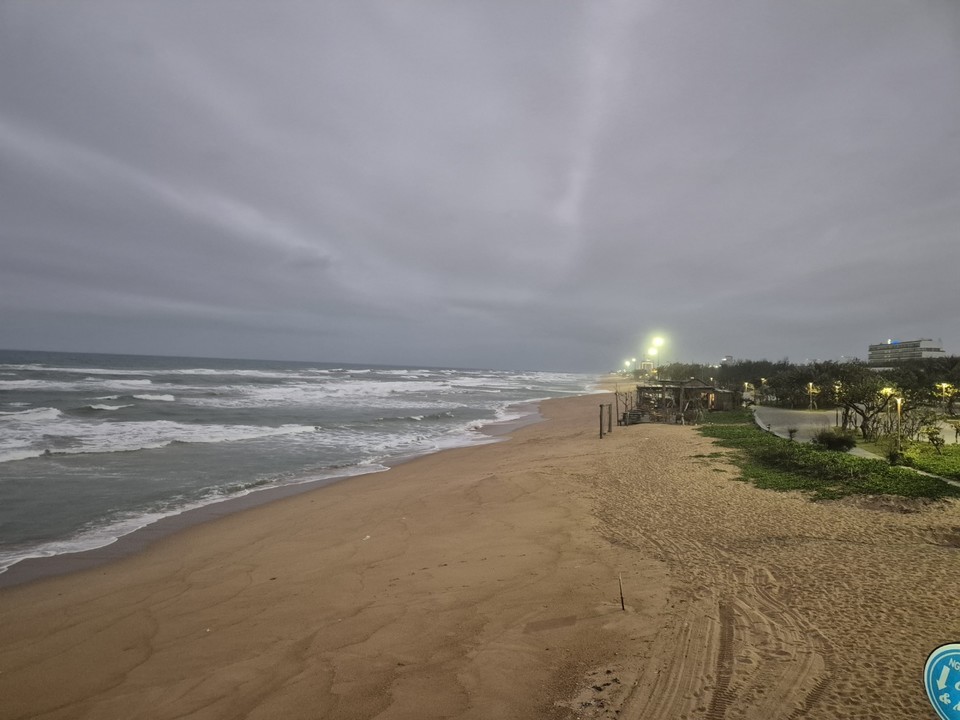 베트남 푸옌성 뚜이화시 해변가 전경 (사진=김남균 기자)