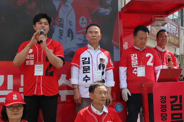 국힘 깅용태 비대위원장이 발언을 하고 있다.(국힘 제공)
