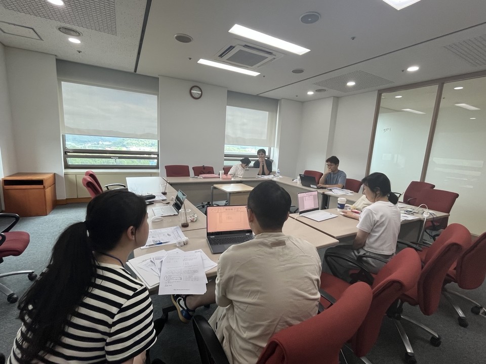 충북교육청은 지난 6월 14일 기초학력 진단검사 제2차 문항 검토 워크숍을 진행했다.(충북교육청 제공)