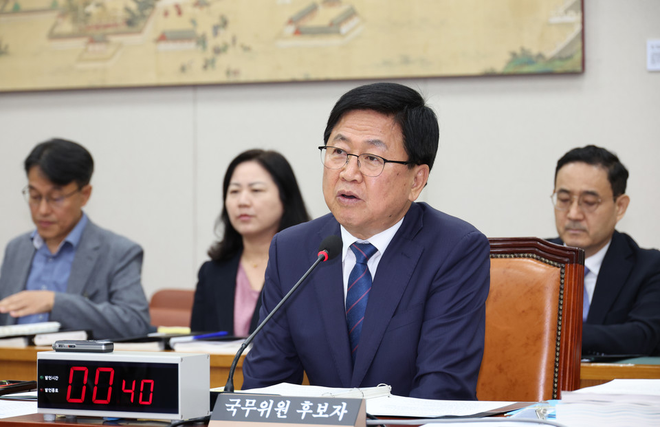 최교진 사회부총리 겸 교육부 장관 후보자가 2일 서울 여의도 국회에서 열린 교육위원회의 인사청문회에서 발언을 하고 있다. (출처 뉴시스)