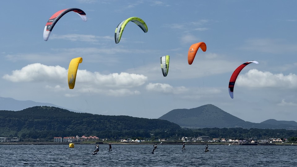 포뮬러 카이트 경기 사진.