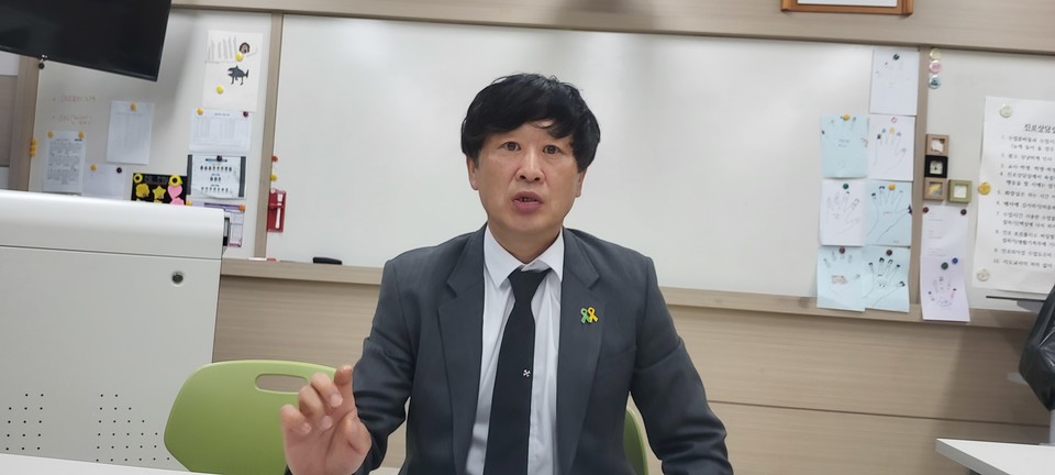 강창수 전 전교조 충북지부장.